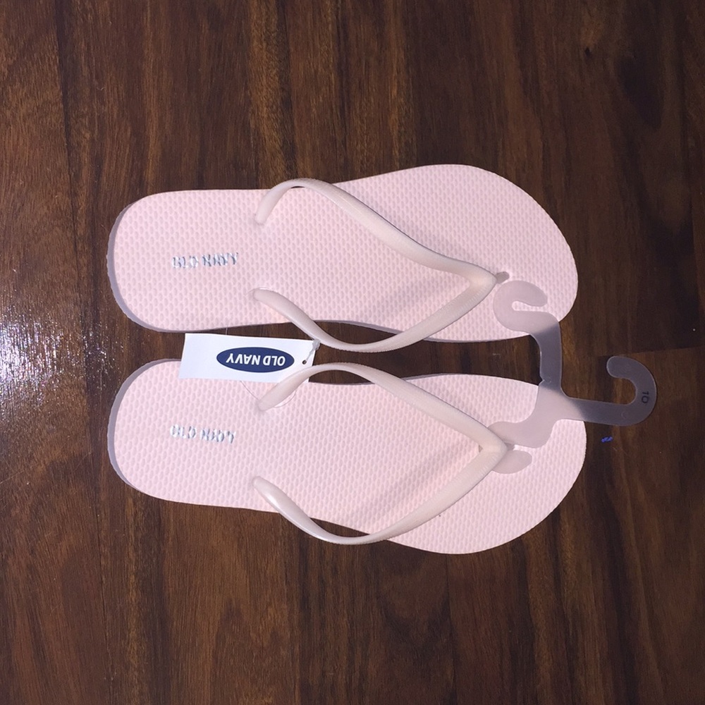 Old navy flip flops